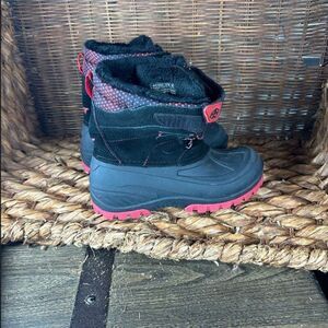 KHOMBU Hickory Kids Size 4M Pink Duck Shoes Black Mid Calf Toddler Winter Boots